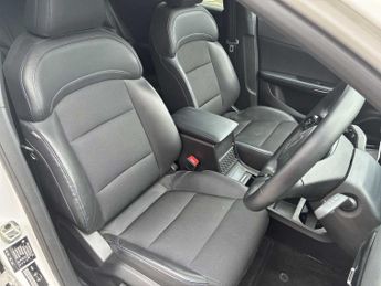MG MOTOR UK MG4 150Kw Trophy Ev Long Range 64Kwh 5Dr Auto