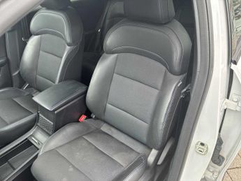 MG MOTOR UK MG4 150Kw Trophy Ev Long Range 64Kwh 5Dr Auto