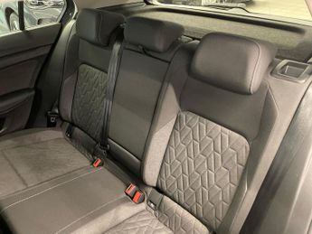 VOLKSWAGEN GOLF 1.5 Tsi 204 Match Ehybrid 5Dr Dsg