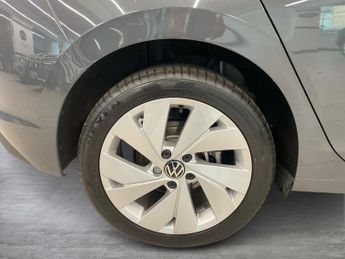 VOLKSWAGEN GOLF 1.5 Tsi 204 Match Ehybrid 5Dr Dsg