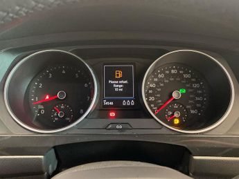 VOLKSWAGEN TIGUAN 1.5 Tsi Life Suv 5Dr Petrol Dsg Euro 6 (S/S) (150 Ps)