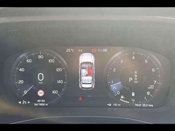 VOLVO XC40 2.0 B4P Inscription 5Dr Auto
