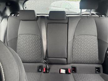 TOYOTA COROLLA 1.8 Vvt-H Gpf Icon Tech Hatchback 5Dr Petrol Hybrid Cvt Euro 6 (