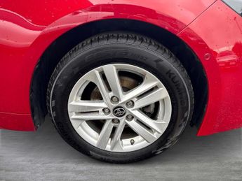 TOYOTA COROLLA 1.8 Vvt-H Gpf Icon Tech Hatchback 5Dr Petrol Hybrid Cvt Euro 6 (