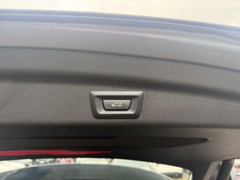 BMW 2 SERIES 220I Mht Sport 5Dr Dct
