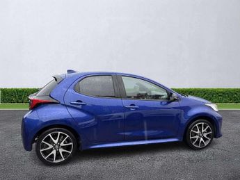 TOYOTA YARIS 1.5 Hybrid Dynamic 5Dr Cvt