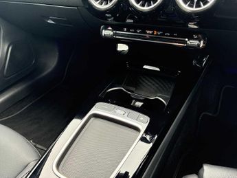 MERCEDES-BENZ A CLASS A200 Sport Executive 4Dr Auto