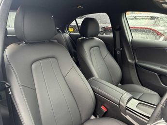 MERCEDES-BENZ A CLASS A200 Sport Executive 4Dr Auto