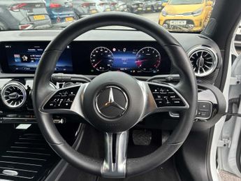 MERCEDES-BENZ A CLASS A200 Sport Executive 4Dr Auto