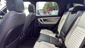 LAND ROVER DISCOVERY SPORT 2.0 D200 Dynamic Hse 5Dr Auto [7 Seat]