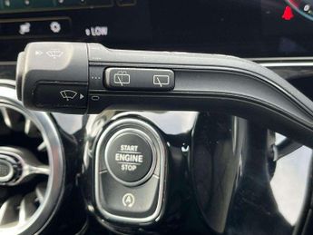 MERCEDES-BENZ GLA Gla 200 Amg Line Premium 5Dr Auto