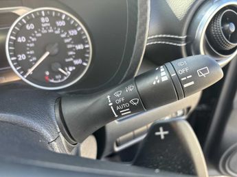 NISSAN JUKE 1.0 Dig-T 114 N-Connecta 5Dr Dct