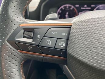 CUPRA FORMENTOR 1.5 Tsi 150 V2 5Dr Dsg