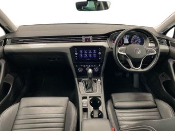 VOLKSWAGEN PASSAT 2.0 Tdi Evo Sel Estate 5Dr Diesel Dsg Euro 6 (S/S) (150 Ps)