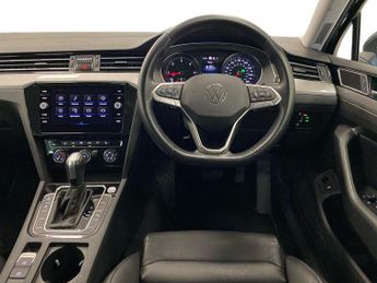 VOLKSWAGEN PASSAT 2.0 Tdi Evo Sel Estate 5Dr Diesel Dsg Euro 6 (S/S) (150 Ps)