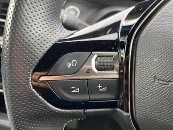 PEUGEOT 208 50Kwh Gt Premium Hatchback 5Dr Electric Auto (136 Ps)