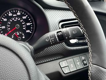 KIA STONIC 1.0T Gdi 48V Gt-Line S 5Dr Dct