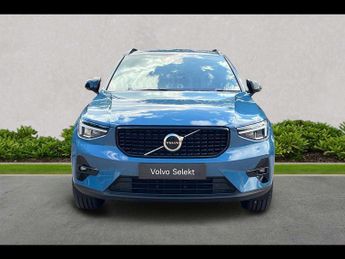 VOLVO XC40 2.0 B4P Plus Dark 5Dr Auto