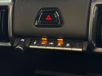 TOYOTA URBAN CRUISER 61Kwh Design Suv 5Dr Electric Auto (174 Ps)