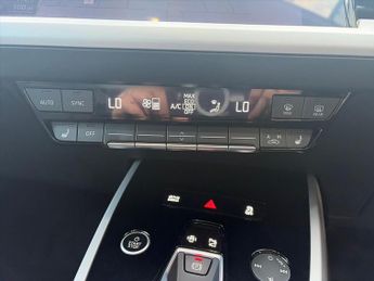 AUDI Q4 50 Sport Suv 5Dr Electric Auto Quattro 82Kwh (299 Ps)