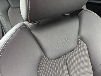 AUDI A1 1.0 Tfsi 30 S Line Sportback 5Dr Petrol S Tronic Euro 6 (S/S) (1