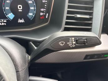 AUDI A1 1.0 Tfsi 30 S Line Sportback 5Dr Petrol S Tronic Euro 6 (S/S) (1