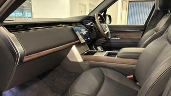 LAND ROVER RANGE ROVER 3.0 P460E Autobiography 4Dr Auto