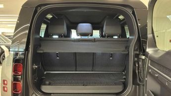 LAND ROVER DEFENDER 3.0 D250 X-Dynamic Hse 90 3Dr Auto