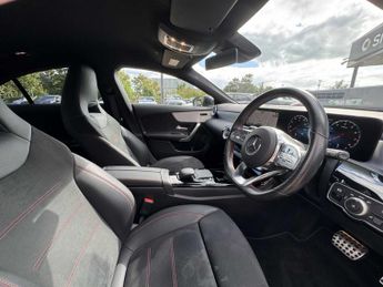 MERCEDES-BENZ CLA Cla 200 Amg Line Executive 4Dr Tip Auto
