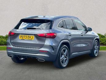 MERCEDES-BENZ GLA Gla 200 Amg Line Executive 5Dr Auto