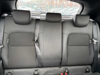 NISSAN JUKE 1.6 Hybrid N-Connecta 5Dr Auto
