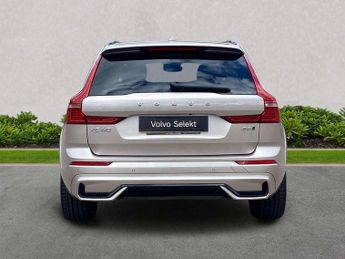 VOLVO XC60 2.0 B5P Ultimate Dark 5Dr Awd Geartronic