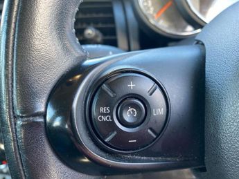 MINI HATCHBACK 1.5 Cooper Ii 5Dr Auto