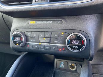 FORD KUGA 1.5 Ecoblue Titanium Suv 5Dr Diesel Auto Euro 6 (S/S) (120 Ps)