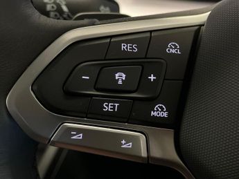 VOLKSWAGEN GOLF 1.5 Etsi 150 Match 5Dr Dsg