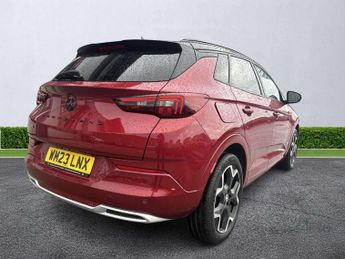 VAUXHALL GRANDLAND 1.6 Plug-In Hybrid Ultimate 5Dr Auto