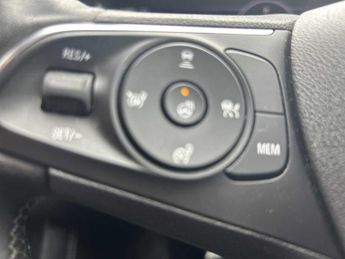 VAUXHALL GRANDLAND 1.6 Plug-In Hybrid Ultimate 5Dr Auto