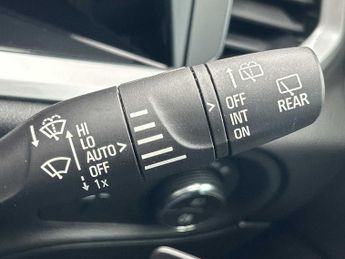 VAUXHALL GRANDLAND 1.6 Plug-In Hybrid Ultimate 5Dr Auto