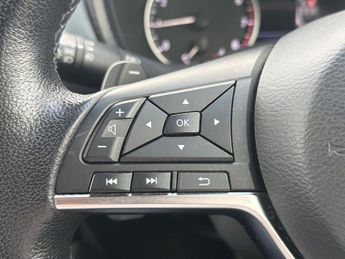 NISSAN JUKE 1.0 Dig-T Tekna 5Dr Dct
