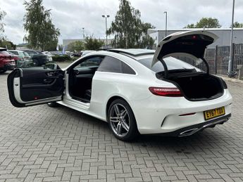 MERCEDES-BENZ E CLASS E220D Amg Line Premium 2Dr 9G-Tronic
