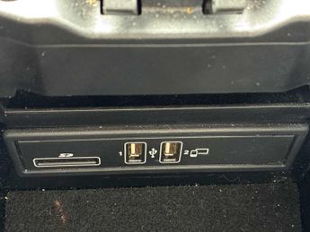 MERCEDES-BENZ E CLASS E220D Amg Line Premium 2Dr 9G-Tronic