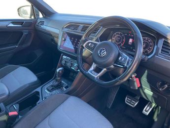 VOLKSWAGEN TIGUAN Tiguan 2.0 Tdi 150 4Motion R-Line 5Dr Dsg Estate