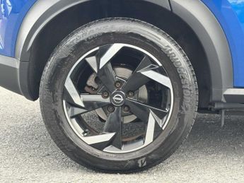 NISSAN JUKE 1.0 Dig-T 114 N-Connecta 5Dr Dct