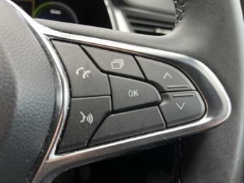 RENAULT CAPTUR 1.6 E-Tech Plug-In Hybrid 160 Techno 5Dr Auto