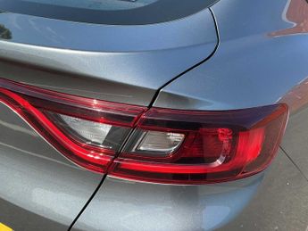 RENAULT ARKANA 1.3 Tce Mild Hybrid 140 Iconic 5Dr Edc