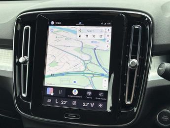 VOLVO XC40 2.0 B3P Plus Dark 5Dr Auto