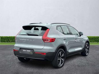 VOLVO XC40 2.0 B3P Plus Dark 5Dr Auto