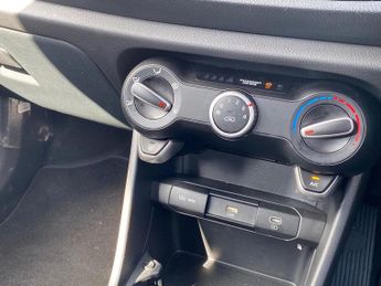 KIA PICANTO 1.0 2 5Dr Auto