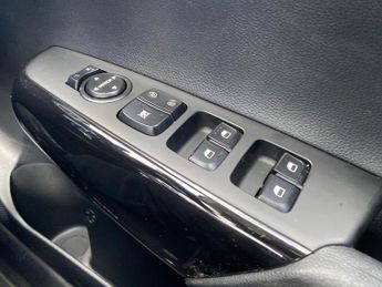 KIA PICANTO 1.0 2 5Dr Auto