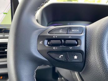 KIA PICANTO 1.0 2 5Dr Auto